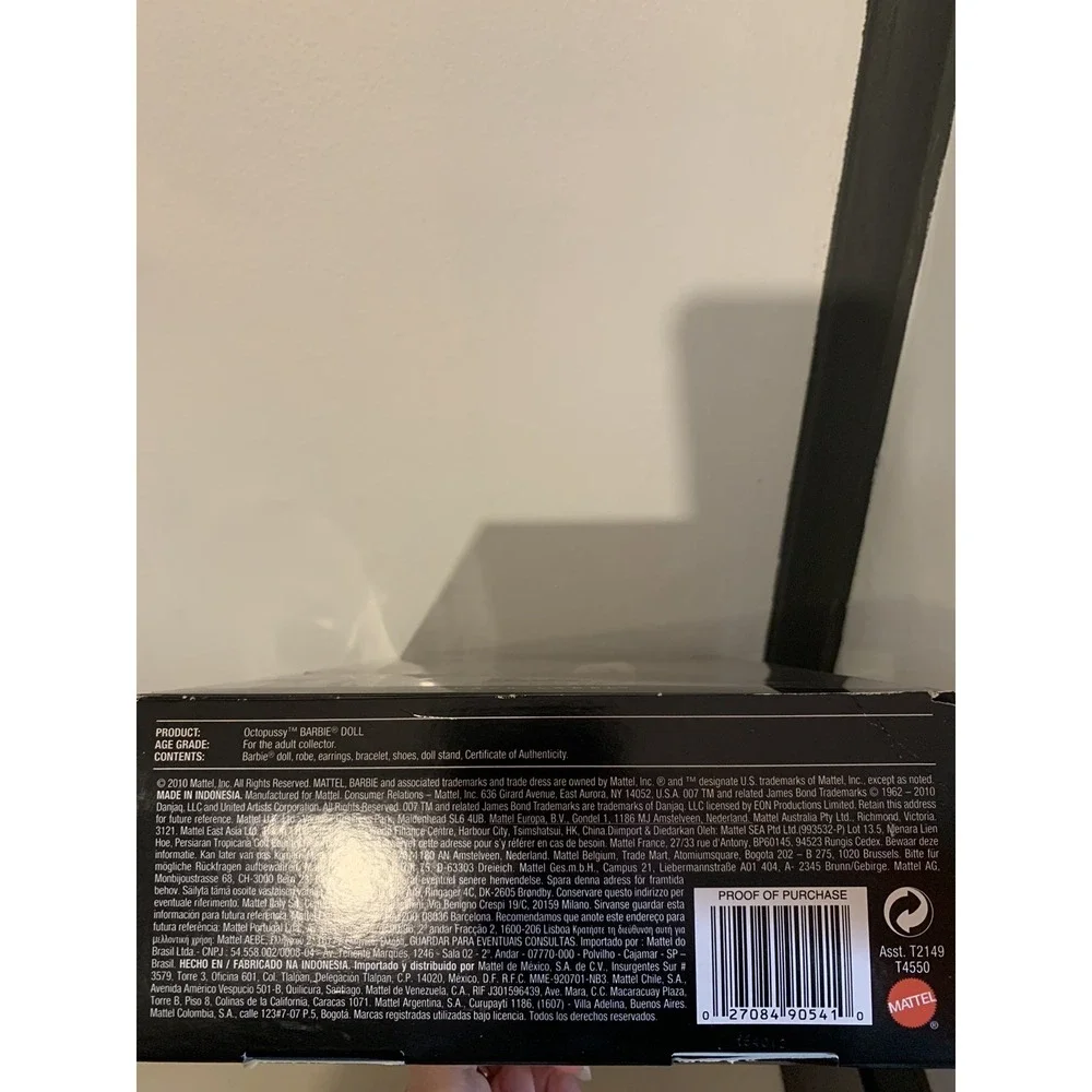 OCTOPUSSY JAMES BOND 007 - 2010 - BARBIE COLLECTOR BLACK LABEL NEW IN BOX